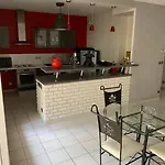 Appartement Super Arboré Avec Barbecue Et Parking Valence (Drome)